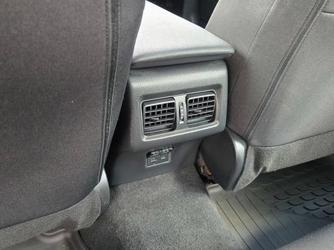 Used 2025 Toyota Camry LE FWD image 10
