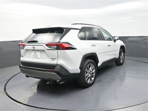 Used 2025 Toyota RAV4 Limited image 7