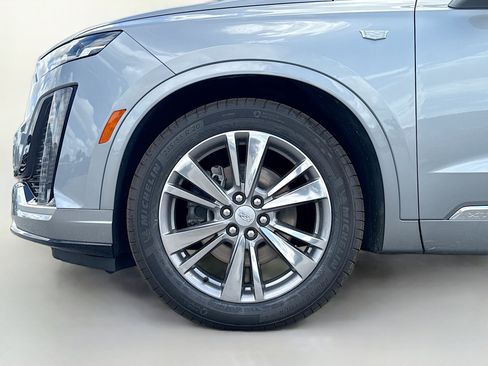 Used 2024 Cadillac XT6 Premium Luxury FWD image 44
