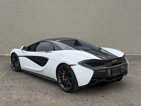 Used 2019 McLaren 570S Spider RWD image 11