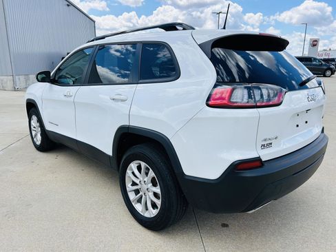 Used 2022 Jeep Cherokee Latitude Lux w/ Sun & Sound Group AWD/4WD image 34