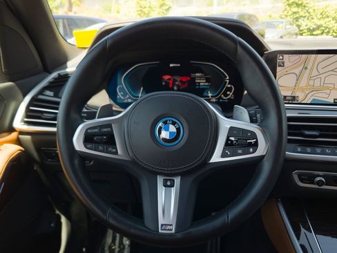 Used 2023 BMW X5 xDrive45e w/ M Sport Package AWD/4WD image 19