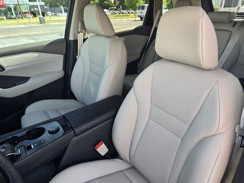 New 2026 Nissan Rogue SV AWD/4WD image 12