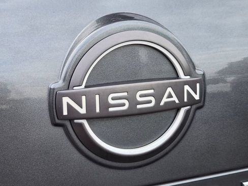 Used 2023 Nissan Rogue SV FWD image 16