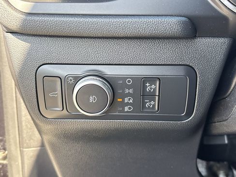 Certified 2020 Ford Escape Titanium image 28