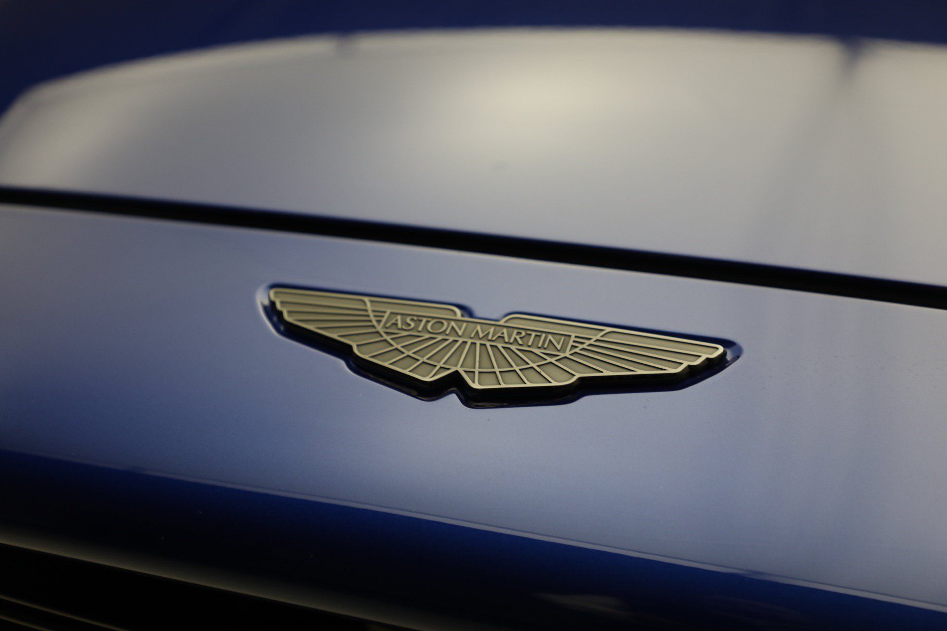 Used 2024 Aston Martin DBX 707 AWD/4WD image 14