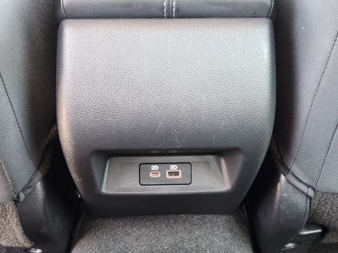 Used 2025 Nissan Altima 2.5 SV FWD image 30