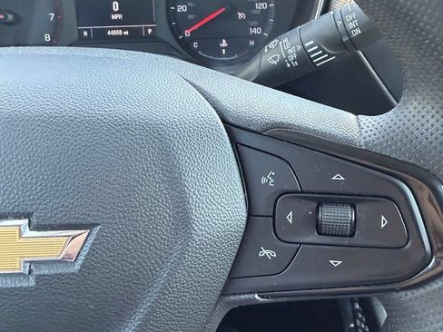 Used 2023 Chevrolet TrailBlazer LT FWD image 17