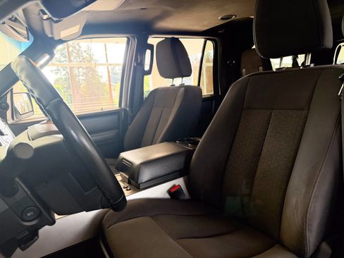 Used 2017 Ford Expedition EL XLT AWD/4WD image 18