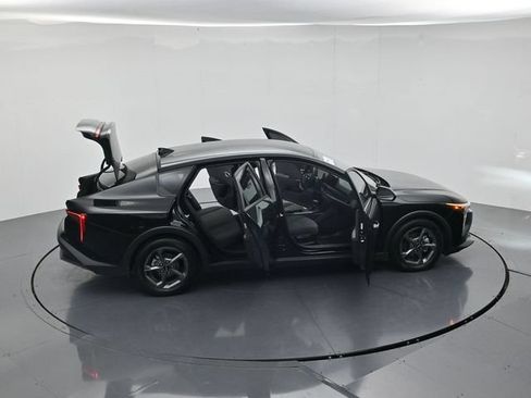 Used 2025 Kia K4 FWD image 47