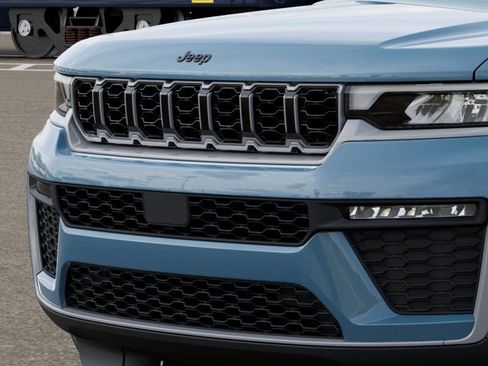 New 2026 Jeep Grand Cherokee L Limited AWD/4WD image 11