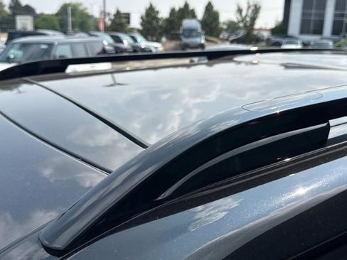 Certified 2024 Land Rover Discovery Dynamic SE image 32