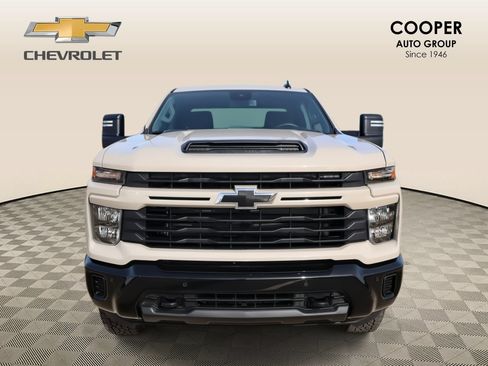 New 2026 Chevrolet Silverado 2500 Custom w/ Custom Value Package AWD/4WD image 10