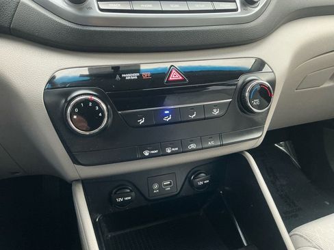 Used 2017 Hyundai Tucson SE image 21