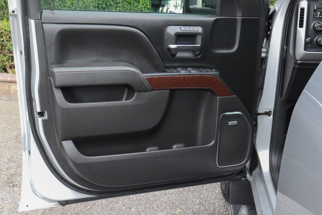 Used 2018 GMC Sierra 1500 SLT AWD/4WD image 18