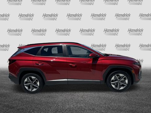Used 2025 Hyundai Tucson SEL FWD image 11