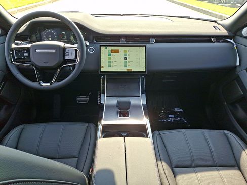 New 2026 Land Rover Range Rover Evoque Hoxton AWD/4WD image 12