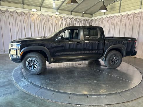 Used 2026 Nissan Frontier PRO-4X AWD/4WD image 8