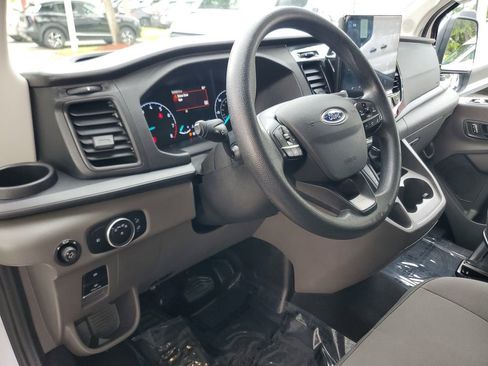 Used 2023 Ford Transit 350 XLT RWD image 18