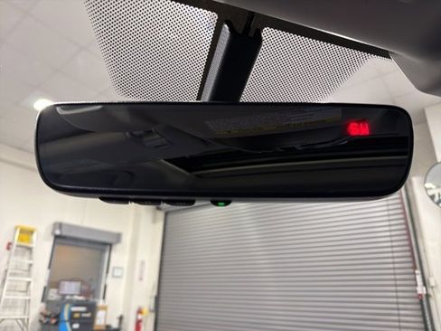 Certified 2022 Subaru Outback Limited image 24