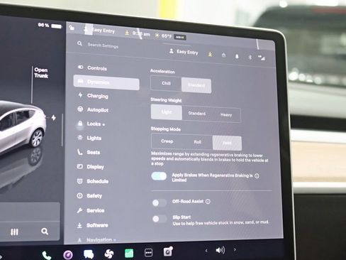 Used 2023 Tesla Model Y Long Range image 19