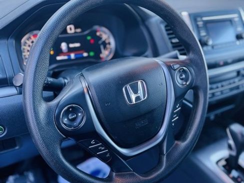 Used 2019 Honda Ridgeline Sport image 13