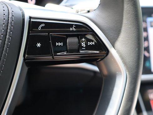 Used 2023 Audi A8 L 3.0T w/ Comfort Plus Package AWD/4WD image 23