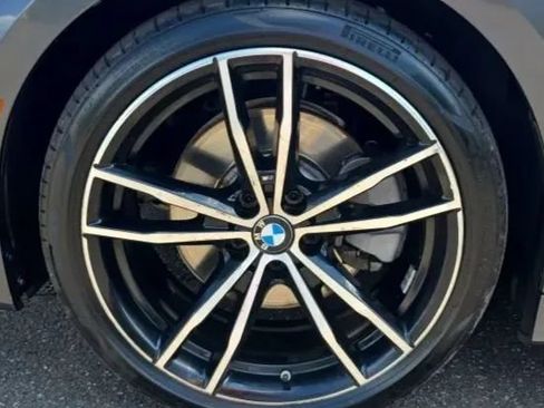 Used 2019 BMW 330i xDrive Sedan w/ M Sport Package AWD/4WD image 55