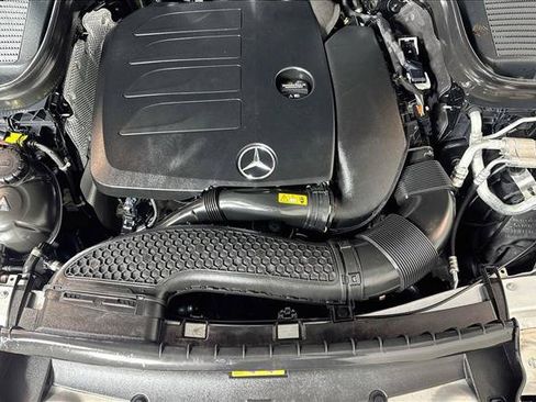 Used 2022 Mercedes-Benz GLC 300 4MATIC image 28