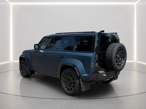 Certified 2026 Land Rover Defender 110 OCTA AWD/4WD image 3