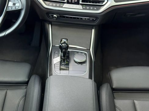 Used 2021 BMW 330i Sedan w/ Premium Package RWD image 21
