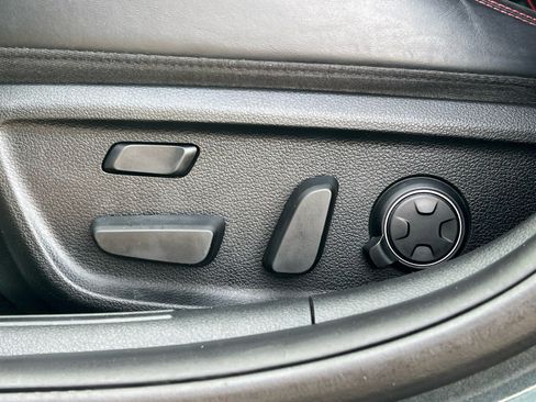 Used 2023 Genesis G70 3.3T w/ Sport Prestige Package image 27