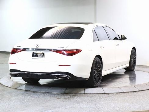 Used 2023 Mercedes-Benz S 580 S 580 w/ AMG Line image 17