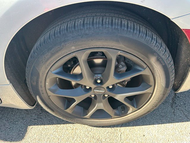 Used 2024 Chrysler Pacifica Limited w/ S Appearance Package FWD image 7