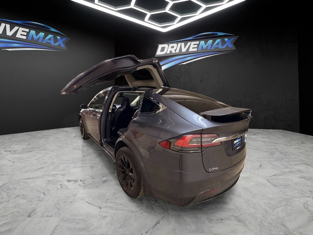 Used 2016 Tesla Model X 75D AWD/4WD image 10