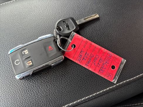 Used 2021 Chevrolet Colorado ZR2 w/ ZR2 Dusk Special Edition image 33