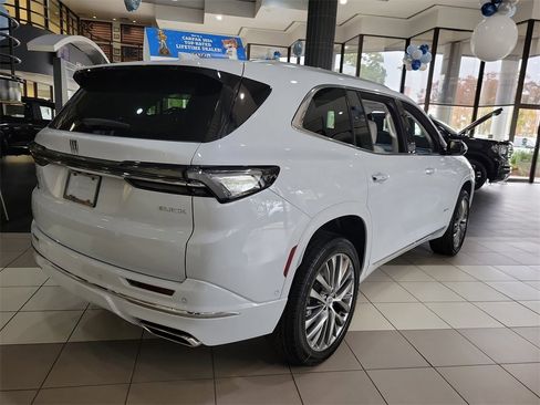 New 2026 Buick Enclave Avenir w/ Super Cruise Package image 6