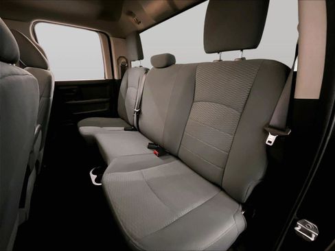 Used 2019 RAM 1500 Express AWD/4WD image 25