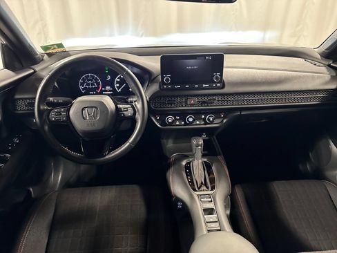 Certified 2024 Honda HR-V Sport image 4