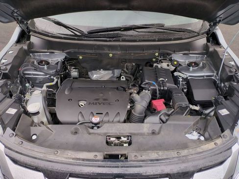 Used 2025 Mitsubishi Outlander Sport SE AWD/4WD image 26