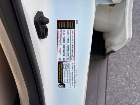 Used 2019 Nissan Rogue SL w/ Premium Package AWD/4WD image 60