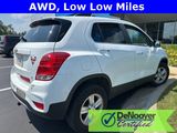 Used 2020 Chevrolet Trax LT w/ LT Convenience Package image 3