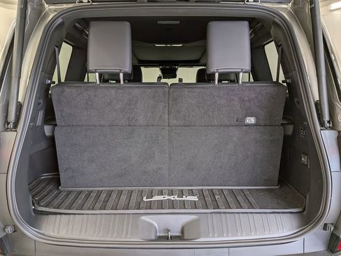 Certified 2024 Lexus GX 550 w/ Accessory Package (2T) image 30