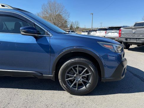 Used 2022 Subaru Outback Premium image 40