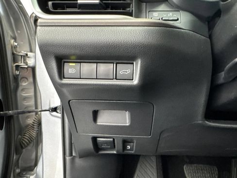 Used 2025 Toyota Grand Highlander AWD image 34
