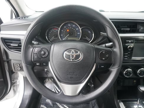 Used 2016 Toyota Corolla L FWD image 15