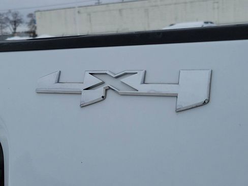 Used 2022 GMC Sierra 2500 Pro w/ Convenience Package image 8