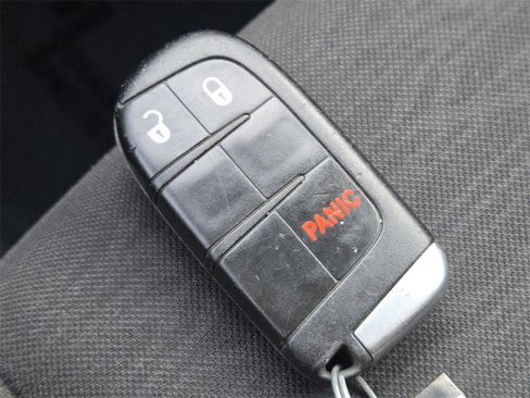 Used 2021 Dodge Durango GT w/ Blacktop Package image 30