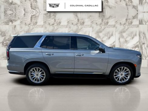 Used 2024 Cadillac Escalade Premium Luxury w/ Performance Package image 6