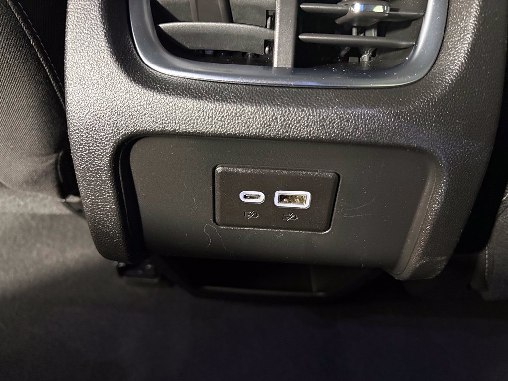Used 2025 Chevrolet Blazer LT FWD image 32